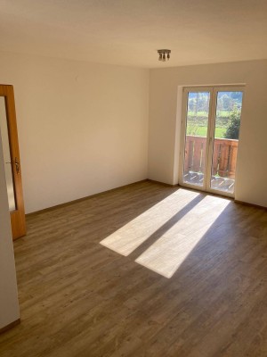 5-Zimmer-DG-Wohnung mit Balkon