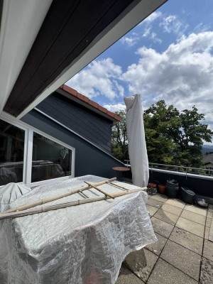Stilvolle, modernisierte 3-Zimmer-Dachgeschosswohnung mit geh. Innenausstattung in Waldshut