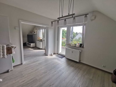 Helle 4-Zimmer-DG-Wohnung mit Einbauküche in Gießen (Uni-Nähe)