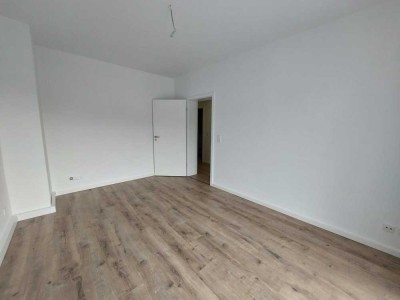 Sanierte 2-Zimmer Wohnung mit neuem Badezimmer, Balkon und großzügiger Wohnküche in Derendorf