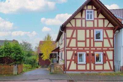 Charmantes Fachwerkhaus in Lohra – Ein Zuhause voller Geschichte und Möglichkeiten