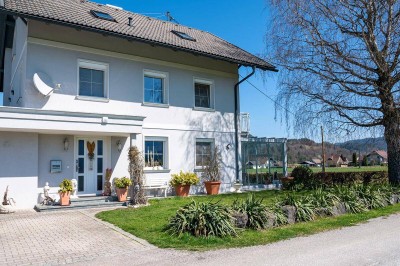 Exklusive Liegenschaft in Alleinlage mit großem Grundstück nahe Velden am Wörthersee