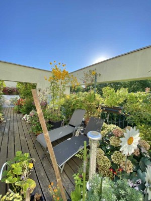 Rooftop - 2 Zimmer 65m2 - 40m2 Terrasse - neue Küche / Bad - am Renée-Sintenis-Platz