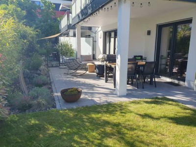 Großzügige 3-Zimmer-Maisonette-Wohnung mit exklusiver Innenausstattung und Garten, Fürstenfeldbruck