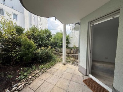 Helle, gemütliche 2-Zimmer-Souterrain-Wohnung mit Terrasse in Nürtingen