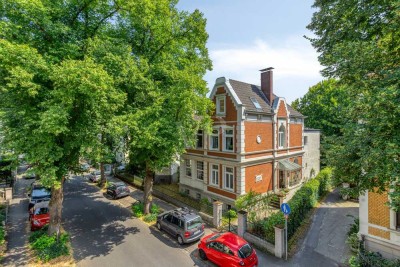 Historische Villa mit Garten und stilvollem Wohnambiente für Genießer