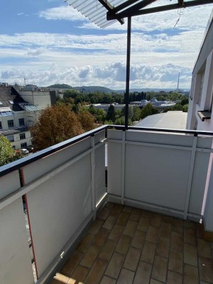 Geschmackvolle, gepflegte 2-Raum-Wohnung mit Balkon in Saarbrücken