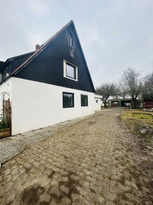 gemütliches Wohnhaus mit Garage in Belum