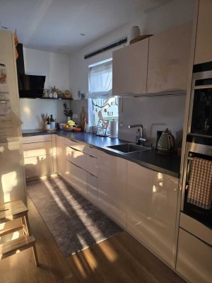 Vierzimmerwohnung mit großzügigen Balkonen in perfekter Lage - ohne Maklergebühren