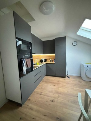 Zentral & stilvoll: Möbliertes WG-Zimmer in moderner WG in Mannheim!
