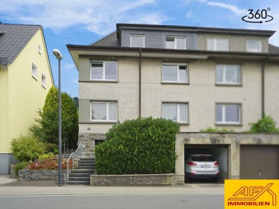 Mitten in Arnsberg: Vielseitiges Zwei- oder Dreifamilienhaus mit großem Garten!