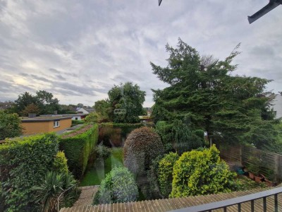 Ratingen-Mitte: genießen Sie den Sommer auf der tollen Terrasse mit Grünblick und großer Terrasse