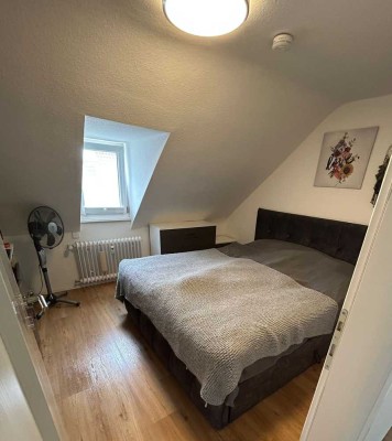 Freundliche und sanierte 3-Zimmer-Dachgeschosswohnung in Korntal-Münchingen