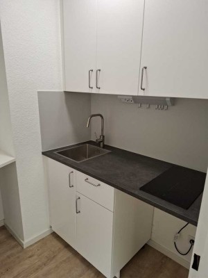 ab 01.06.25, 2 ZKDB, renoviert, auch als WG geeignet,