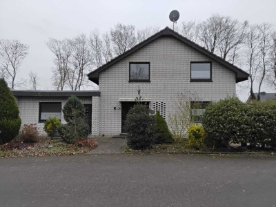 RESERVIERT!! Freistehendes Einfamilienhaus mit Einliegerwohnung in ruhiger Wohnlage von Gronau-West