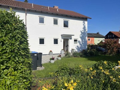 Helle 3,5-Zimmer-Wohnung mit Balkon in Erding