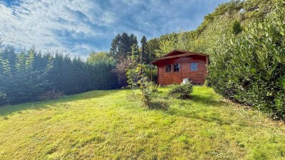 PARADIES MIT GARTENHAUS, TEICH UND VIEL FREIRAUM