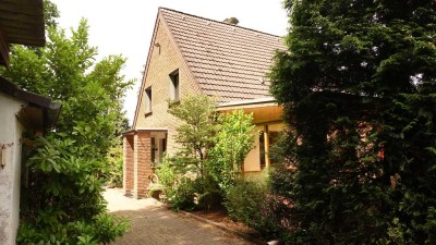 Seltene Gelegenheit - Landhaus auf großem Grundstück in Alleinlage