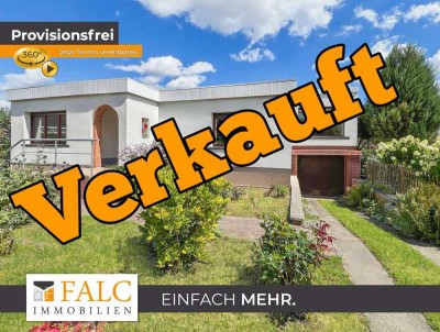 Provisionsfrei. Charmanter Bungalow mit Kamin und großem Garten in ruhiger Lage!