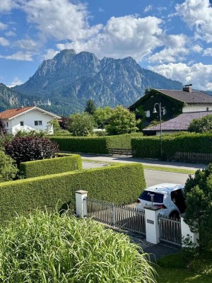 Provisionsfrei! Traumhafte Doppelhaushälfte mit Schloss-und Bergblick in Schwangau