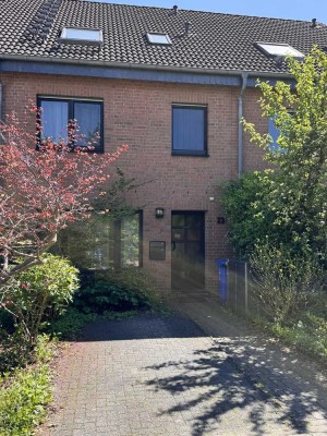 Gepflegtes Reihenhaus mit viel Platz in gesuchter Lage!