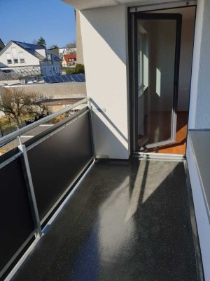 Helle 4-Zi.-Wohnung mit Balkon im Herzen von Laupheim