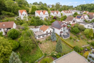 Sanierungsbedürftiges Einfamilienhaus mit Einliegerwohnung und Fernblick In Birkenau