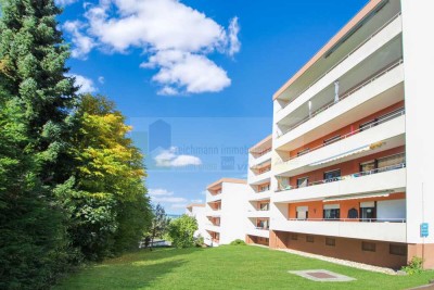 Großzügig, ruhig, aussichtsreich - 3-Zimmer-Wohnung mit Aufzug und herrlicher Fernsicht in Brigachta