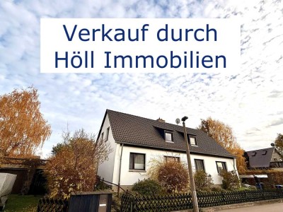 Höll Immobilien: Doppelhaushälfte mit schönem Grundstück in der Gottfried-Keller-Straße 4