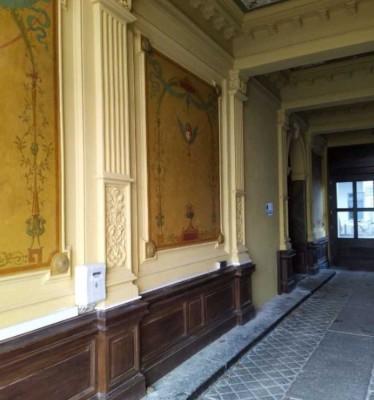 ++ Neuwertige 2 Zi. Whg mit großem Balkon und zwei Bädern ++