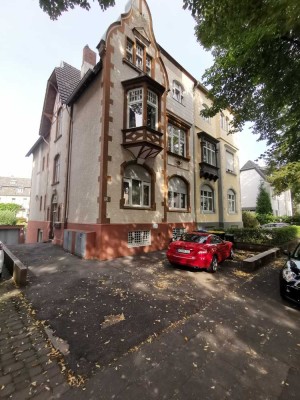 Schöne 2-Zimmer-Teil- Dachgeschosswohnung saniert in Bonn - Bad Godesberg