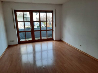 Für Studenten/Singles - 1-Zimmer Wohnung in Fürstenfeldbruck/Buchenau