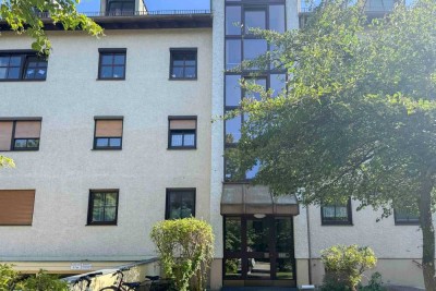 Schöne 3 Zimmer Wohnung mit Tiefgaragenplatz - Erbbaurecht