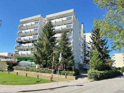 Freising b. München: Freies 1-Zi.-Appartement m. Balkon/Ausblick, Single-Küche u. TG-Stellplatz!