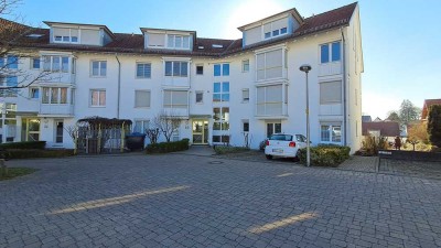 Heilbronn - Neckargartach: Exklusive, gepflegte 2-Zimmer-Wohnung mit Wintergarten und Einbauküche
