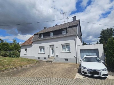 Top saniertes Einfamilienhaus / Garage / Baugrundstück in Wadgassen-Differten