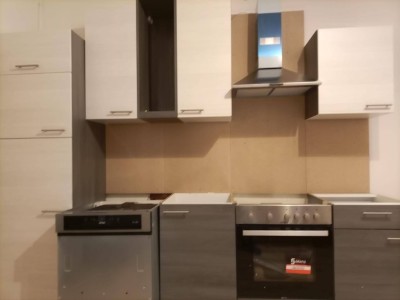 Moderne 3-Zimmer Wohnung mit Balkon und Parkplatz