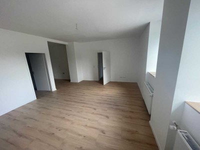 Erstbezug nach Sanierung: Stilvolle Wohnung mit Garten - Altbau trifft Moderne!