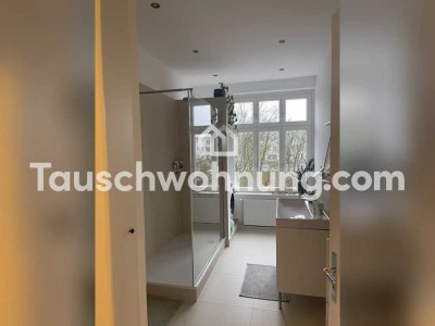 Tauschwohnung: Schöne, sanierte 2-Zimmer-Altbauwohnung mit Balkon