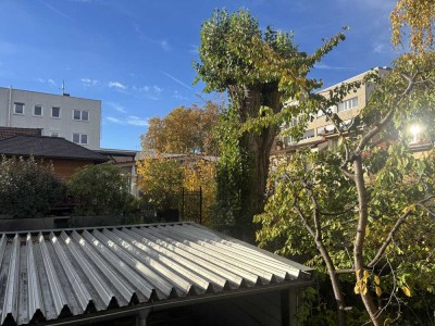 Kernsanierte, elegante 3-Zimmer Wohnung mit Aufzug in Neustadt Kernstadt