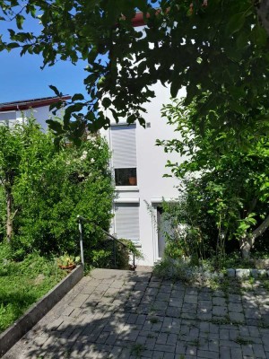 Schorndorf, möblierte 1.-Zi. Wohnung mit Stellplatz
