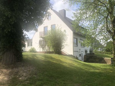 Haus mit 2 Wohnungen in Strandnähe