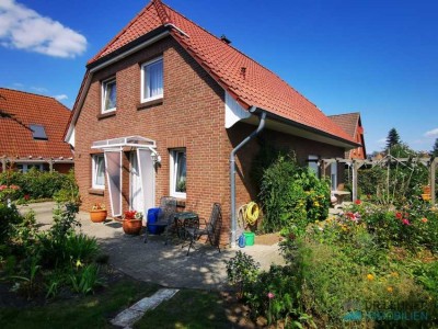 Dr. Lehner Immobilien NB -
Schmuckes Einfamilienhaus am Stadtrand ruhig gelegen