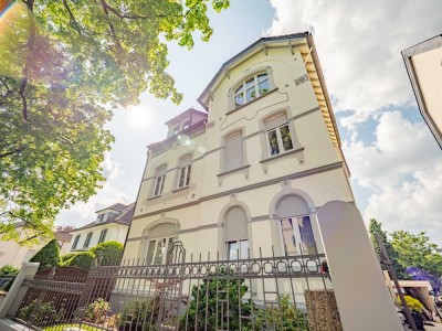 In Toplage von Gräfrath! Gepflegte Dreizimmerwohnung mit Einbauküche