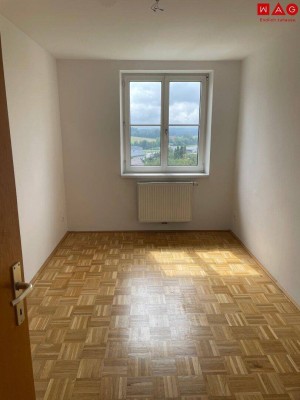 3-Zimmer-Wohnung in Ampflwang | 50 m² | Ruhige Lage nahe Ortszentrum | Günstige Gesamtmiete &amp; Sofortbezug!