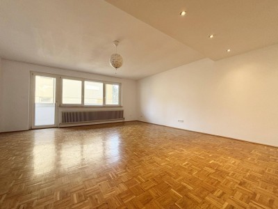 Großzügige 3-Zimmerwohnung in zentraler Lage! Stadtteil Wels-Pernau