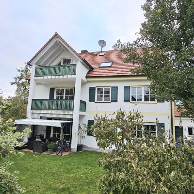 SCHÖNE 4 ZIMMER-WOHNUNG AUF DEM LAND