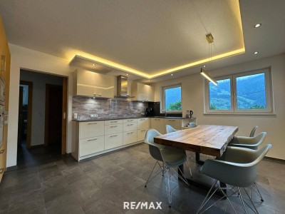 Wohngenuss pur: Top Haus mit Einliegerwohnung in bevorzugter Lage von Wenns!