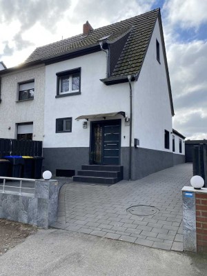 DHH Kernsaniert und schön