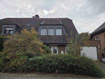Einfamilien-Doppelhaushälfte in ruhiger, attraktiver Lage in MG-Rheydt-Hockstein